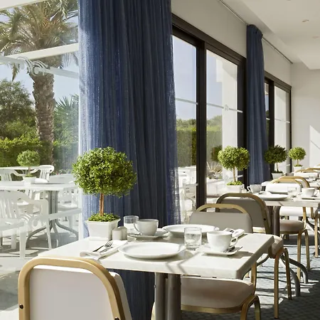 Hotel Christofinia 4*