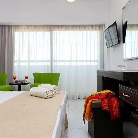 Hotel Christofinia Agia Napa