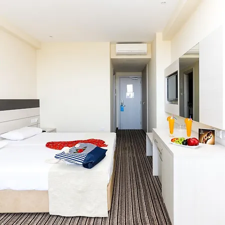 Hotel Christofinia Agia Napa