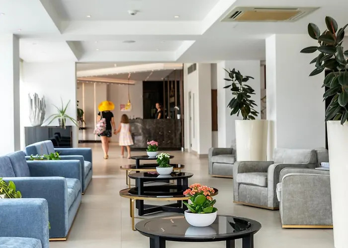 Christofinia Hotel 4*