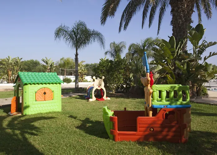 Отель Christofinia