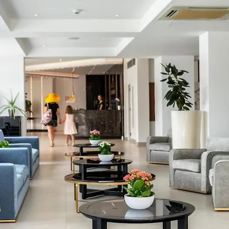 Christofinia Hotell 4*