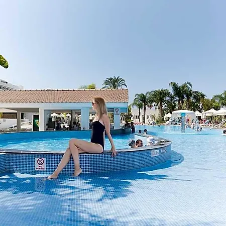 Christofinia Hotel 4*