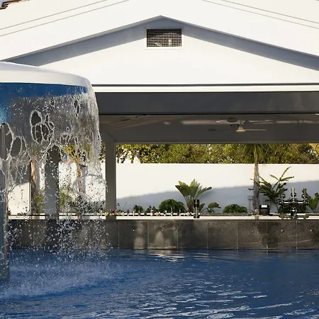 Christofinia Hotel 4*