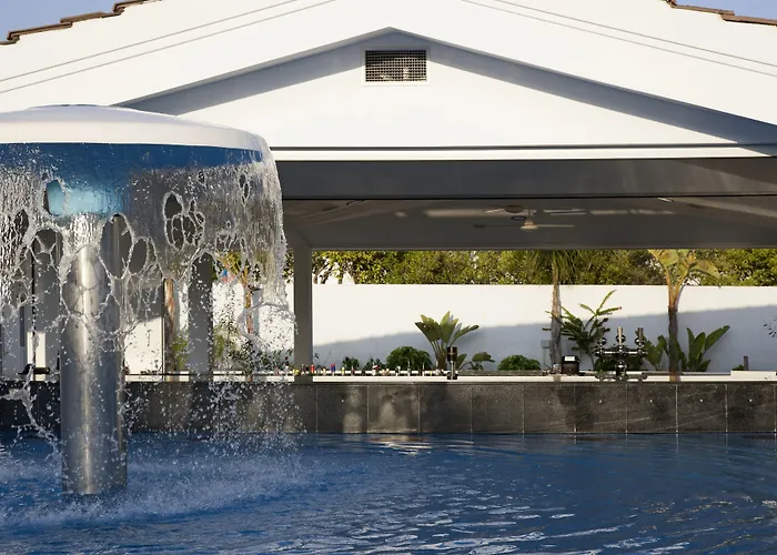 Hotel Christofinia 4*